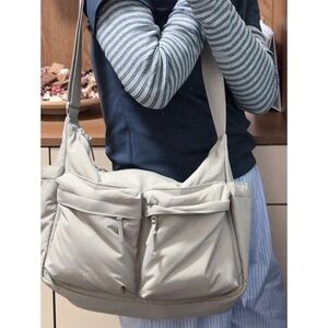 UNIQLO Multi Pocket Shoulder Bag